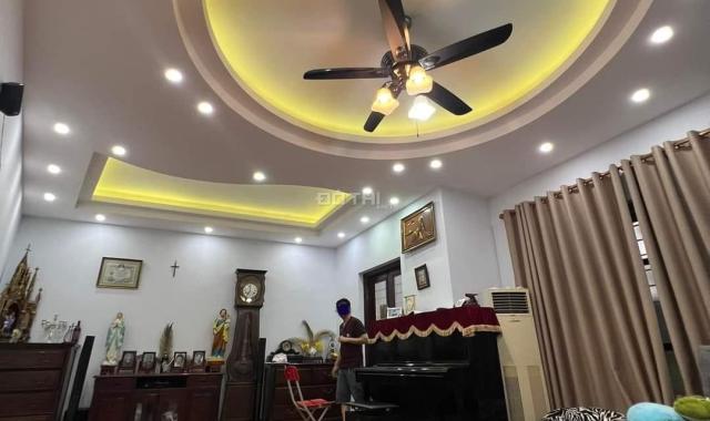 BÁN NHÀ HÀO NAM, ĐỐNG ĐA, Ô TÔ VÀO NHÀ, KINH DOANH ĐỈNH, 40M2 4T MT5M, GIÁ 7.6 TỶ
