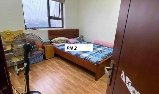 Chính chủ bán căn hộ chung cư Green Star tòa 27A1 diện tích 66,8m 2PN full nội thất ban công ĐB
