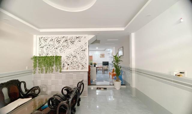 Bán gấp nhà hẻm 4m Xóm Chiếu, P14, Q4, 100m2, 6 lầu, chỉ 8,3 tỷ!