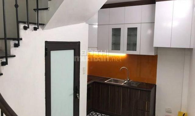 Bán nhanh mảnh đất ngõ 267 Hoàng Hoa Thám, giá 2.7 tỷ, 31m2, ngõ rộng