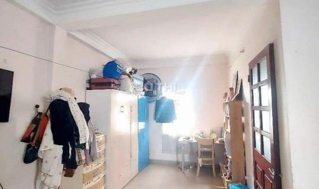 Bán Nhà Tam Trinh-Mai Động. 30m2, 5 Tầng, 3 Ngủ. 30M Ô Tô Tránh. 2.8 Tỷ LH 0979683032