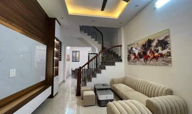 Bán nhà Minh Khai, 50m x 5T x 5.35 tỷ, nhà mới, gần Times City