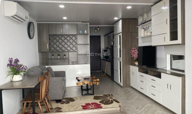 Cho thuê căn full đồ 1 phòng ngủ ở Vinhomes D'Capitale Trần Duy Hưng, vào ở ngay. lh 0932438182