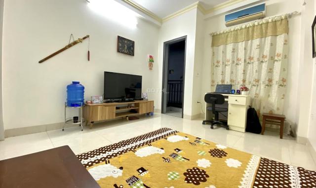 ĐÌNH THÔN CỰC HIẾM 65m2 x 6T OTO GẦN, KD KHỦNG, 6,5 TỶ.