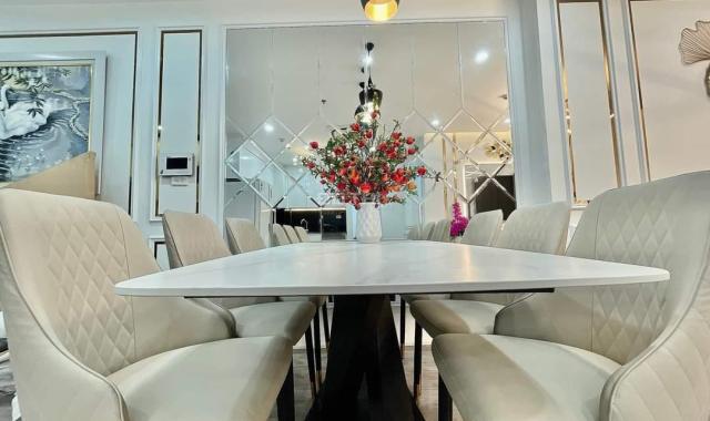 Hiếm, Tạ Quang Bửu 53m2x5T, mua nhà tặng nội thất đẳng cấp, hơn 10 tỷ