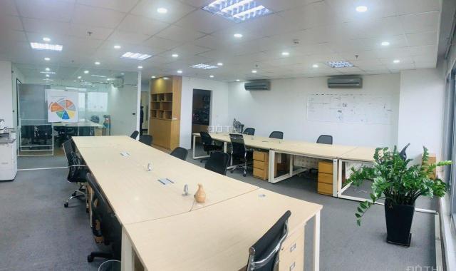 Cho thuê 3 văn phòng bàn giao đầy đủ nội thất tại Eurowindow Trần Duy Hưng, Cầu Giấy, Hà Nội