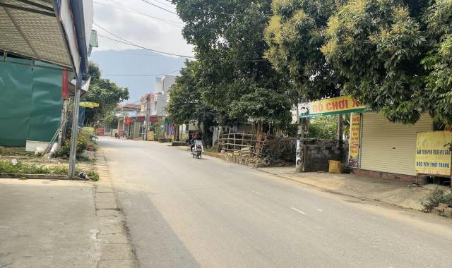 BÁN 137M2 ĐẤT TRỤC CHÍNH YÊN BÌNH, PHÍA SAU GIÁP UBND XÃ, KINH DOANH BUÔN BÁN ĐẸP, GIÁ HƠN 2 TỶ