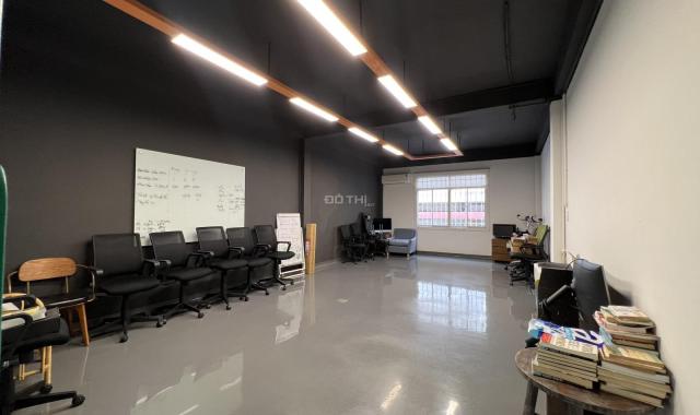 Cho thuê nhà mới đẹp MT Nguyễn Thị Minh Khai, Q1 - 5x24m 4tầng giá rẻ 7.000$ TL