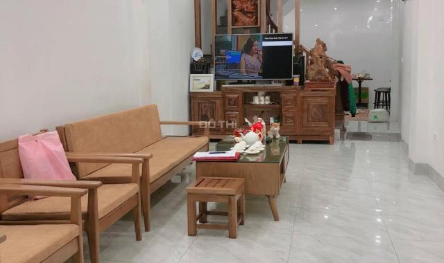 Nhà đẹp ngõ 296 Minh Khai 50m2 x3 tầng tự xây, ngõ thông, sổ nở hậu giá nhỉnh 4 tỷ