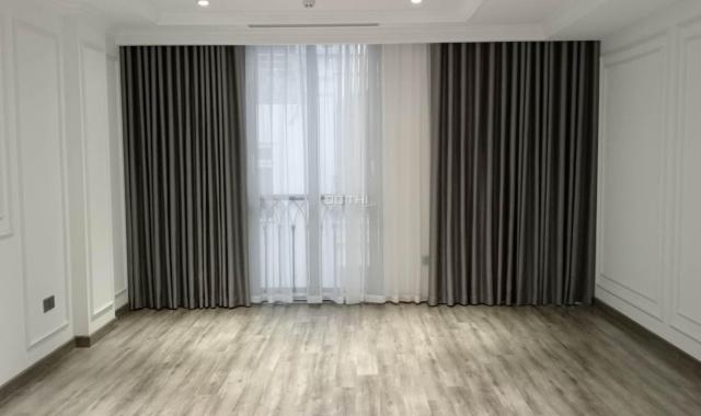 Cần bán gấp nhà tại ngõ 195 Đội Cấn Liễu Gia Đội Cấn Ba Đình dt 82 m2 giá 16,5 tỷ