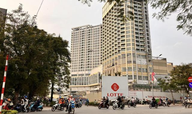 Bán đất lô góc mặt phố đường đôi Lạc Long Quân DT 260m2, MT 29m, giá 157 tỷ