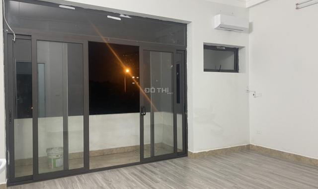 Nhà mặt phố Nguyễn Khoái gần Bệnh viện 108, MT 5m, 100m2, giá 23.5 tỷ, 0985868893