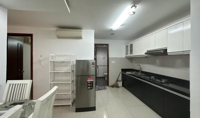 Cho thuê căn hộ chung cư tại Dự án Cao Ốc BMC, Quận 1,diện tích 92m2, view sông nước thoáng mát