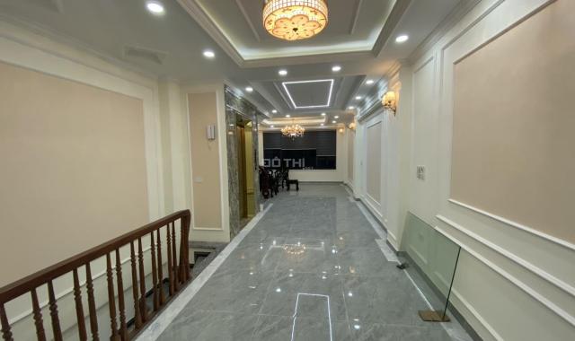 Bán nhà mặt phố Nguyễn Văn Huyên, Cầu Giấy 60m2 xây 7 tầng, thang máy giá 15 tỷ
