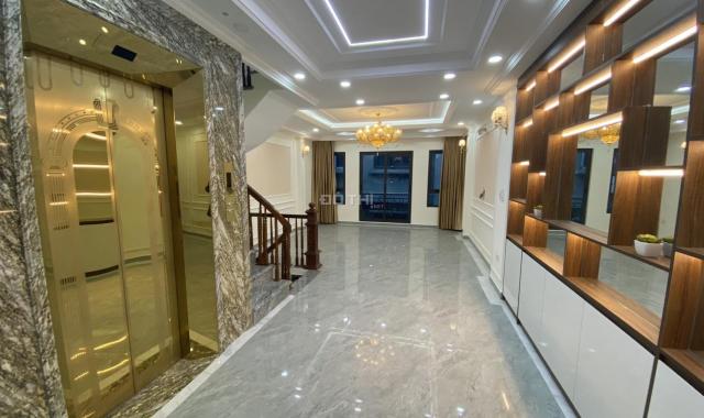 Bán nhà mặt phố Nguyễn Văn Huyên, Cầu Giấy 60m2 xây 7 tầng, thang máy giá 15 tỷ