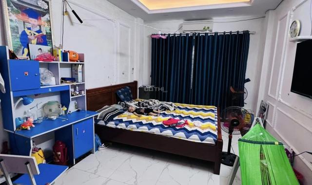 Bán nhà Lê Hồng Phong, ngõ xe máy tránh, diện tích 43m, giá 4.7 Tỷ