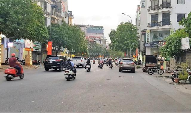 Bán nhà phố Tây Sơn, Ba Đình. 2 MP, Hè 4m, 4 làn oto. DT85m2 MT5m 5T 29Tỷ