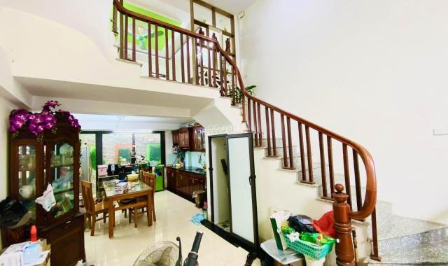 Bán nhà 219 Định Công Thượng 5 tầng giá 3.15 tỷ đẹp long lanh