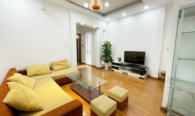 Nhà phố Nguyễn Khánh Toàn, phân lô đẹp, ô tô 10m, 43m2 giá 5.5 tỷ