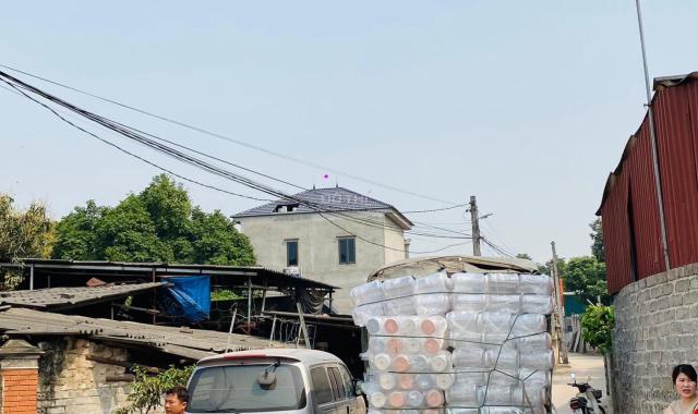 Bán nhà đất  gần sân bay Kép, Lạng Giang, Bắc Giang 90m, giá 620 triệu , đường ô tô tải, kinh doanh