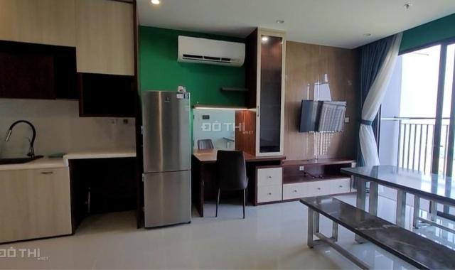 Chính chủ gửi cho thuê căn hộ 47m2, nhà có nội thất gần full, tầng cao, xem nhà ngay, giá 7