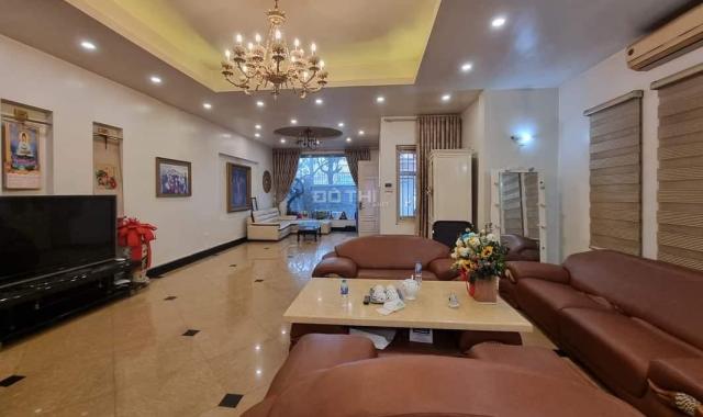 Tp Tuấn bán nhà liền kề lô Góc KĐT Văn Phú view công viên 110m2 chỉ 13.38 tỷ. LH 0989.62.6116