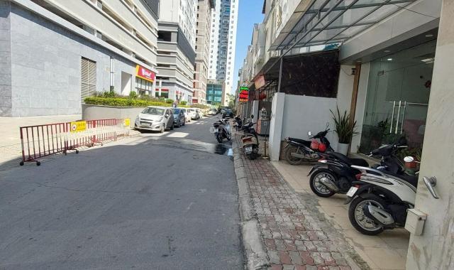 Bán nhà phân lô oto Đại Mỗ Cạnh Aeon DT 105m2 5T MT 7m, giá 15 tỷ