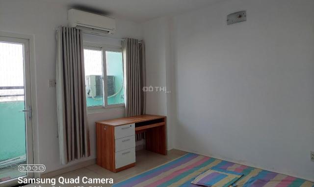 Cần cho thuê căn góc 2 full nôi thất, 86m2, 3PN, 2 PK, 2 WC, chung cư Hiệp Thành Building, Q. 12