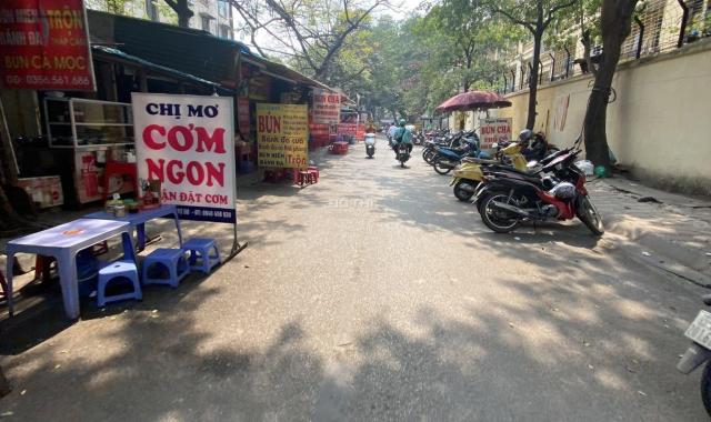 Bán Gấp Nhà Trần Đại Nghĩa, Kinh Doanh Sầm Uất, Thang Máy 2 Thoáng, 5 Tầng, Giá 12.8 Tỷ