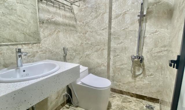 Bán nhà 5 tầng khu phân lô cán bộ số 10 ngõ 31/25 đường cầu Diễn DT 45m2