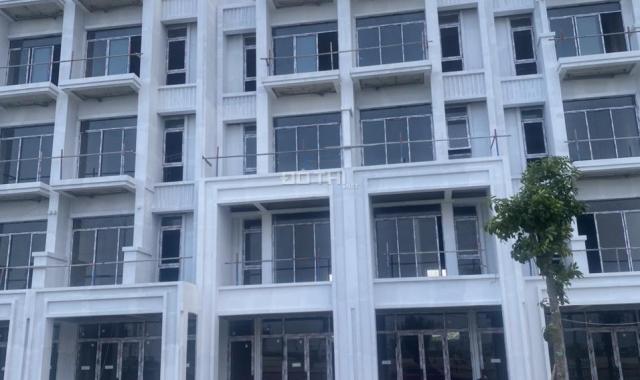 Bán Shophouse 5 tầng 105m2 đối diện đảo Kim Cương Hòa Xuân giá rẻ nhất thị trường