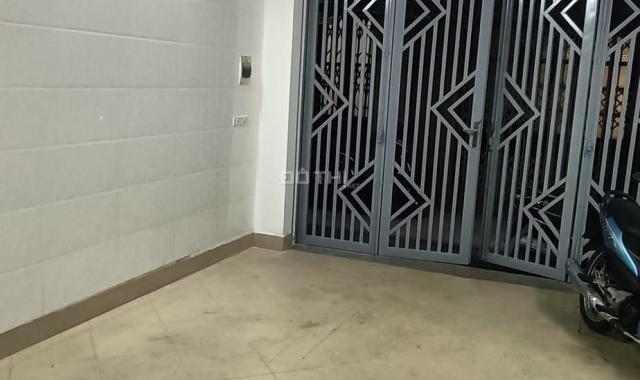 Bán nhà Nguyễn Phúc Lai gần Hồ Hoàng Cầu Đống Đa ô tô đỗ cửa 43m MT 4,1m nhỉnh 6 tỷ