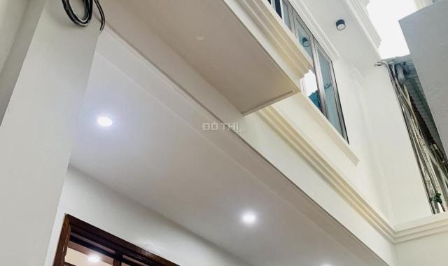 Bán nhà mặt phố Nghĩa Dũng Ba Đình vỉa hè ô tô tránh KD bất chấp DT 80m2 x 5T nhỉnh 13 tỷ