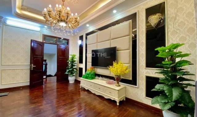 Bán nhà phố Đỗ Quang, Cầu Giấy, 70m2, 7 tầng kinh doanh phòng khám, siêu thị, giá 24,8 tỷ