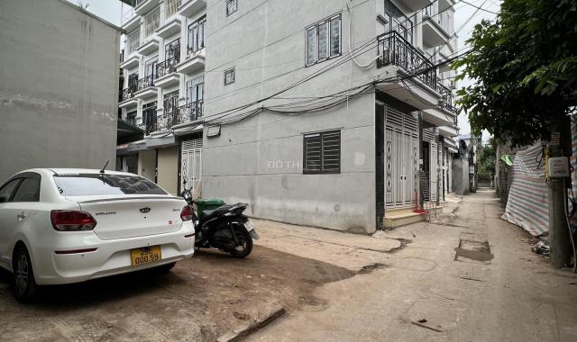 Nhà giá rẻ Hà Đông, cần bán gấp căn nhà xây mới ô tô đỗ cửa tại Biên Giang, Hà Đông, LH 0968530776