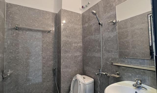 Nhà giá rẻ Hà Đông, cần bán gấp căn nhà xây mới ô tô đỗ cửa tại Biên Giang, Hà Đông, LH 0968530776