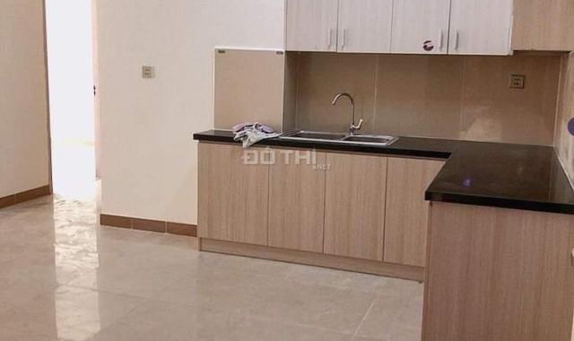 Cho thuê nhanh căn hộ 3PN - trống - nhà mới sơn - CC Đức Khải Q 7 - DT 97m2 - Giá rẻ 8 triệu