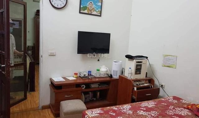 Nhà ngõ 42 Giang Văn Minh, 40m2, suýt 5 tỷ