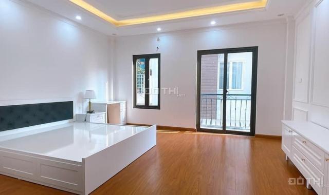 Bán nhà Long Biên Bồ Đề 75m2 5 tầng thang máy gara ô tô 7 chỗ giá 11 tỷ