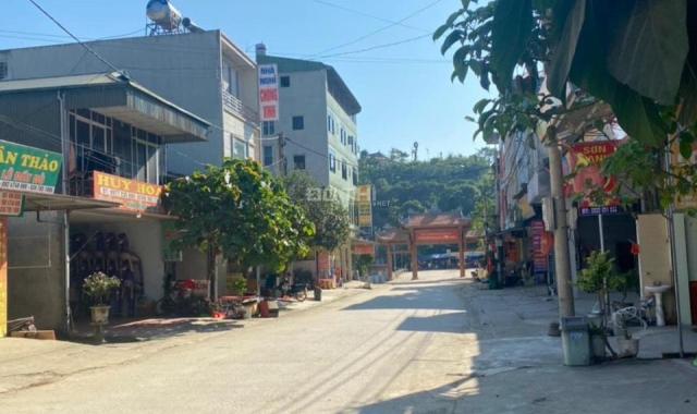 Đất ngay cổng đền ông bẩy thuận tiện để ở và kinh doanh 1 lô duy nhất