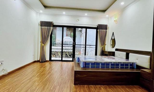 Bán nhà Giáp Bát, 48m2 x 5T x 4.4 tỷ, ô tô cách 30m, ở luôn