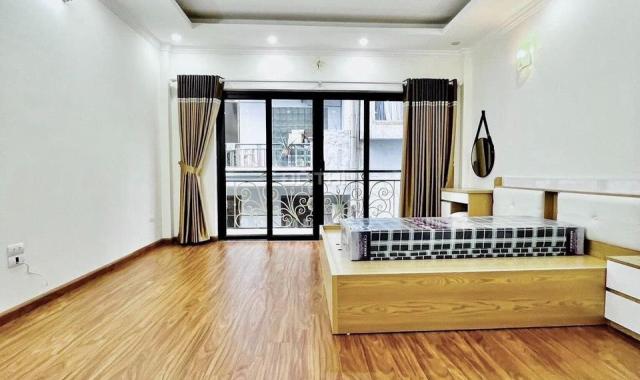 Bán nhà Giáp Bát, 48m2 x 5T x 4.4 tỷ, ô tô cách 30m, ở luôn