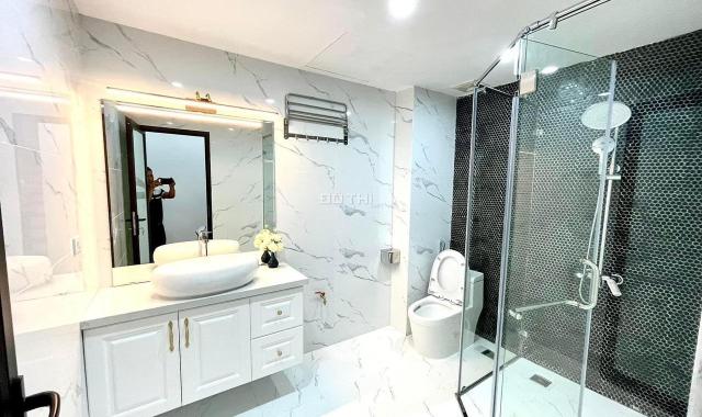 Bán nhà Giáp Bát, 48m2 x 5T x 4.4 tỷ, ô tô cách 30m, ở luôn