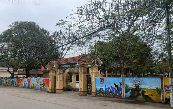 Mặt đường tân xã giáp trường ĐH FPT khu CNC Hòa Lạc