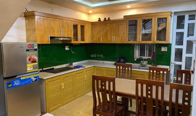 Cho thuê nguyên nhà 3,5 tầng tại ngõ 174 Văn Cao, Ngô Quyền