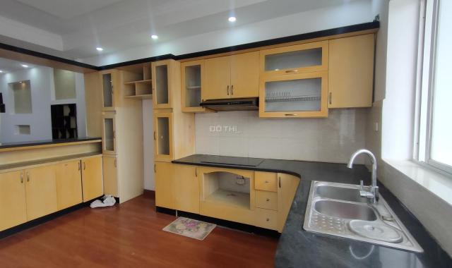 Bán căn hộ CT9 bộ Công An, Nguyễn Xiển, 80m2, 2PN + 2WC cực đẹp, view thoáng ở ngay. Giá 2,7 tỷ