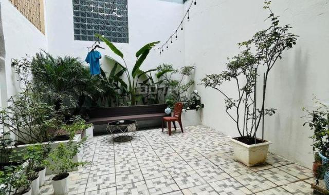 Giá sốc! Cần bán nhà Trần Thái Tông , Gần đường ôtô, sáng, thoáng vĩnh viễn- 35m2 * 5 tầng- 4.1t ỷ