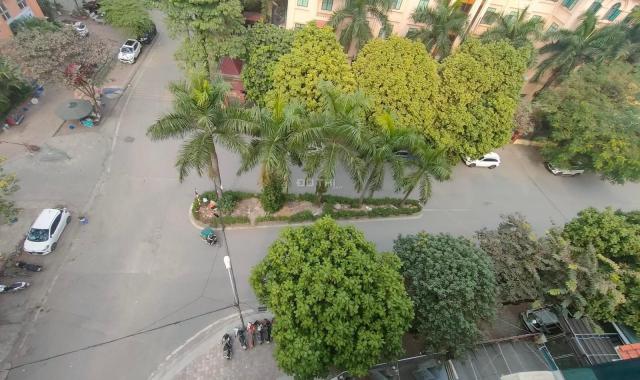 Cần bán tòa nhà văn phòng mặt đường Nguyễn Cơ Thạch. DT: 158m2, 9 tầng. Giá chỉ 83 tỷ