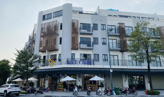 Cắt lỗ shophouse phố đi bộ 75m2 full nội thất. Giá: 19.5 tỷ