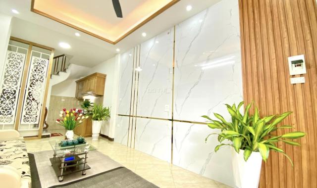Gần phố - cách ô tô tránh 20m - nhà mới, 5T, 6PN, 45m2 - giá có thượng lượng 4. X tỷ